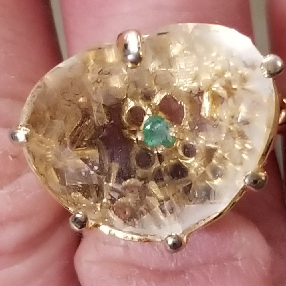 High end  Unique Heart Shaped Jade  Ring Size 6